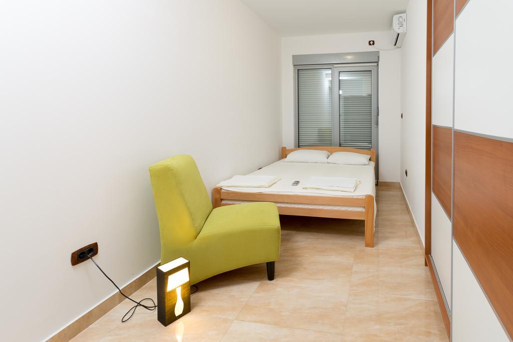 Adriatic Raf Apartments Budva Exteriör bild