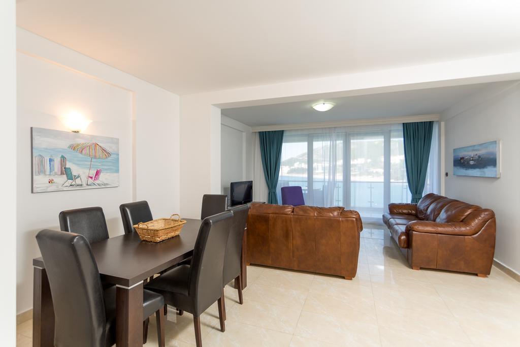 Adriatic Raf Apartments Budva Exteriör bild